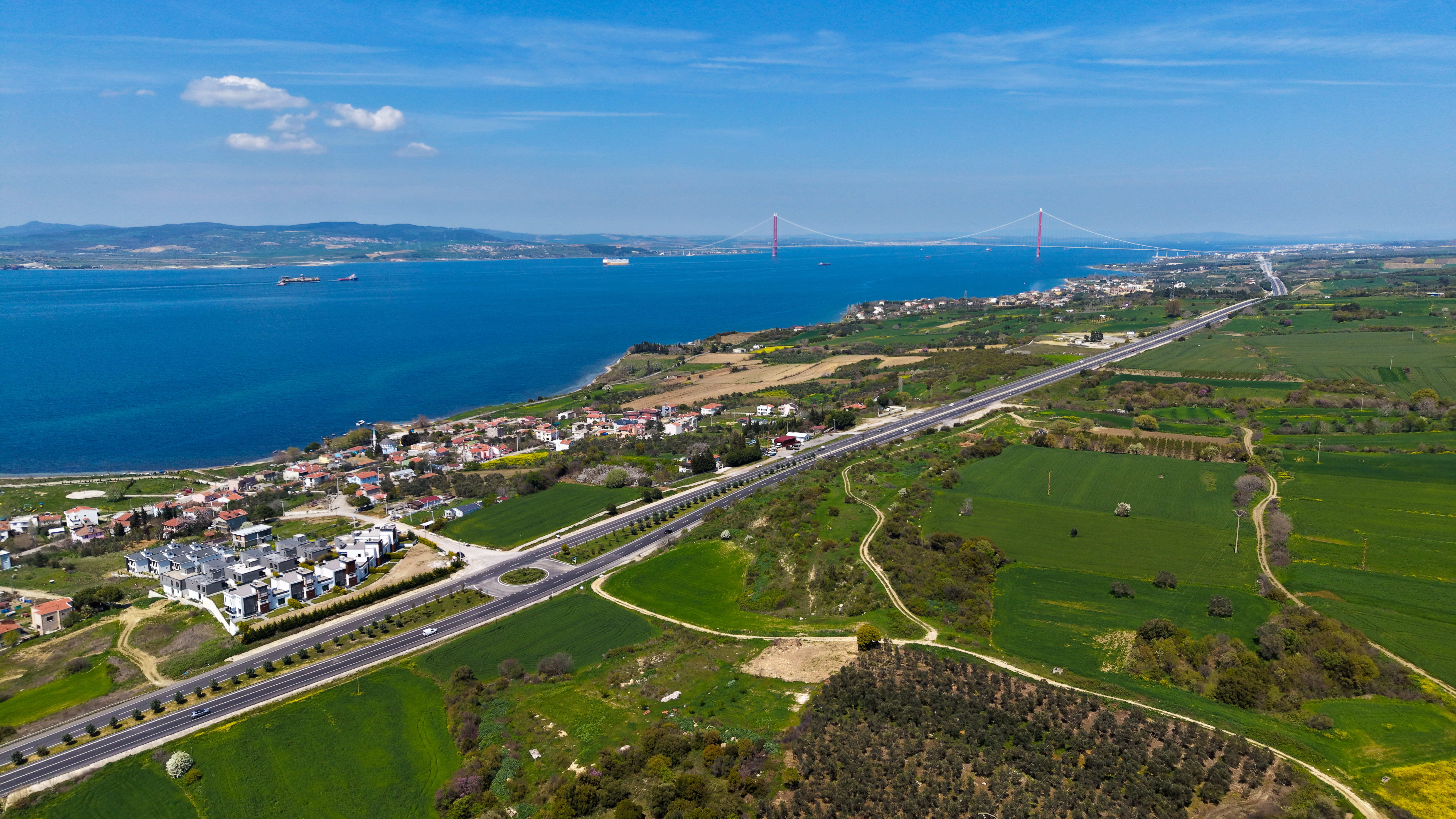1915 Çanakkale Köprüsü ve Çanakkale Boğazı